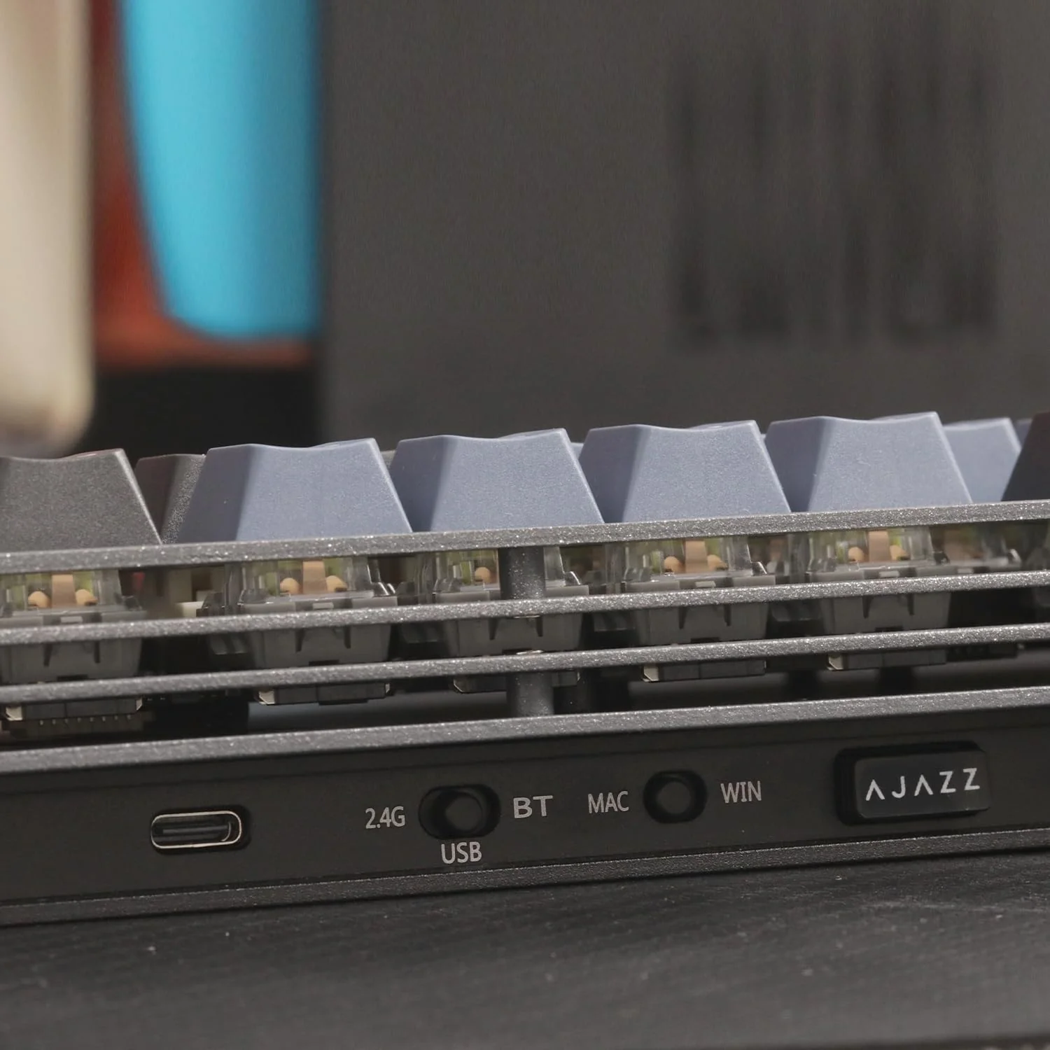 ATTACK SHARK x AJAZZ AKC087 Multi-layer CNC Aluminum Mechanical Keyboard 14 ATTACK SHARK x AJAZZ AKC087 Multi-layer CNC Aluminum Mechanical Keyboard